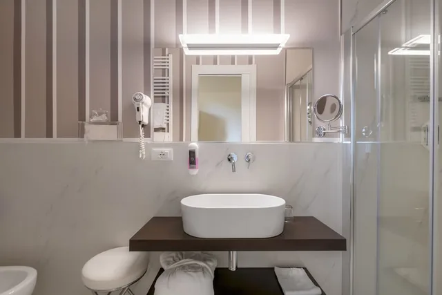 غرفة مفردة، Grand Hotel Tettuccio 7/8