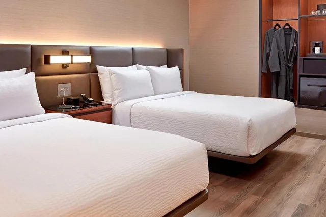 غرفة ديلوكس بسريرين كوين بإطلالة على الجبل، Ac Hotel By Marriott San Jose Sunnyvale Cupertino 3/9