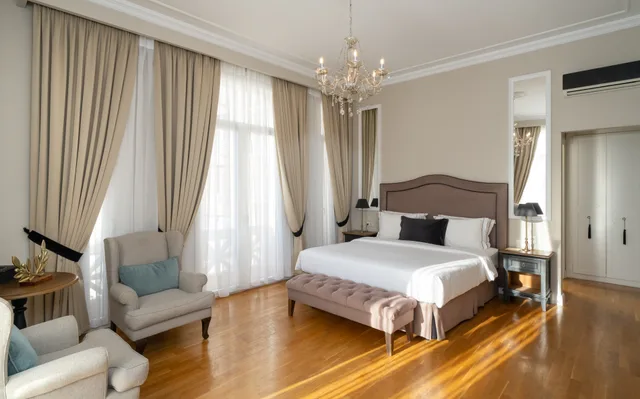 جناح ركني بشرفة، Athens Mansion Luxury Suites 5/10