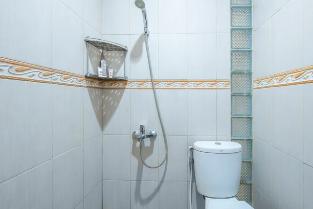 غرفة بسرير مزدوج، OYO Collection O 1032 Rahayu Residence Syariah 6/7