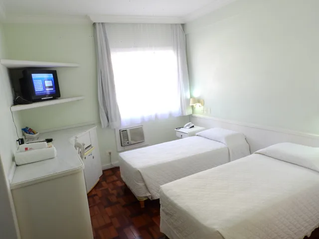 غرفة قياسية بسرير مزدوج أو سريرين منفصلين، BRUGGEMANN HOTEL 2/4