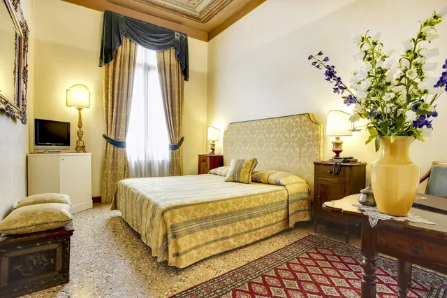غرفة قياسية بسريرين منفصلين، Palazzo Schiavoni 2/5