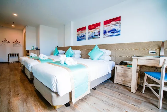 غرفة ثلاثية بثلاثة أسرّة، Palau Hotel 4/5