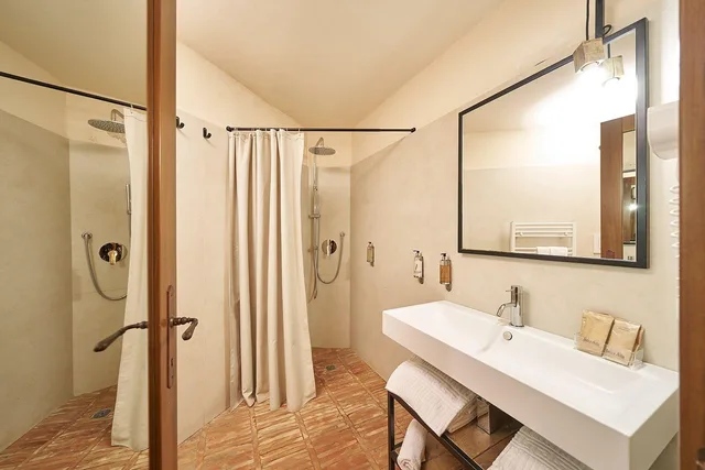 غرفة عائلية بإطلالة على المدينة بغرفتي نوم، Fra i Sassi - Residence 4/4