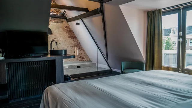جناح جونيور بسرير كوين، Hotel Frank Since 1666 (ex. Hotel Rudolph) 1/1