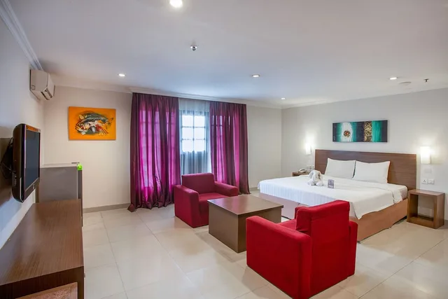 جناح جونيور بسرير كوين، 1O1 URBAN Jakarta Thamrin 5/10