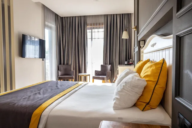 غرفة ديلوكس بشرفة، Espina Hotel 3/7