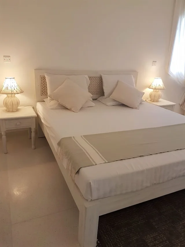 1 Bedroom, Deluxe, Suite, Queen Bed, Ocean View, Sofa, Life Resort St.Thomas Royal Palm 3/8