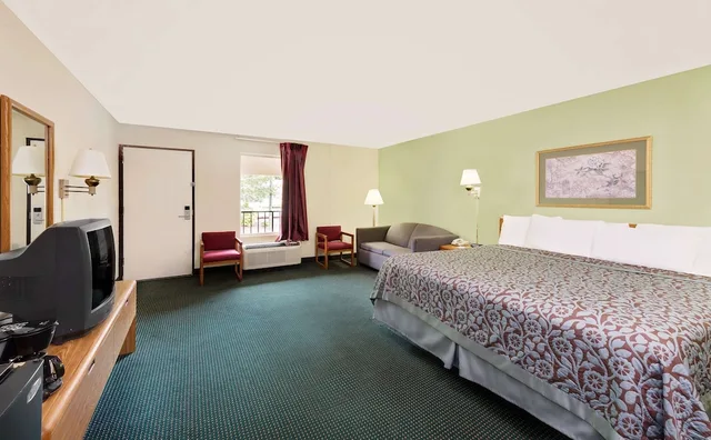 جناح استوديو بسرير كينج، Days Inn by Wyndham Cleveland TN 9/10