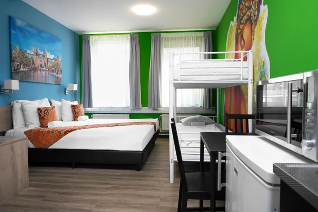 غرفة اقتصادية عائلية، Amsterdam Teleport Hotel 2/2