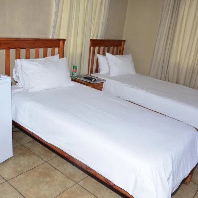 غرفة قياسية بسرير مزدوج، Sand River Resort 1/4