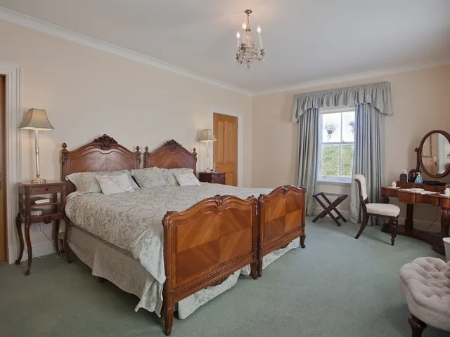 Superior, Double Bed, West Longridge Manor B&B 2/4