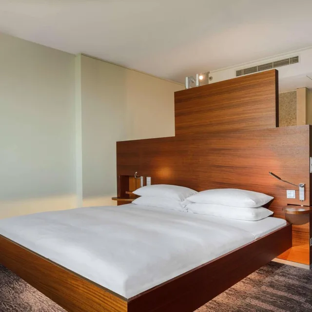 2 Bedrooms, Presidential, Suite, King Bed, SHERATON BERLIN GRAND HOTEL ESPLANADE 4/6
