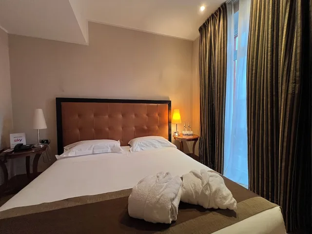 جناح جونيور بسرير كينج، Hotel Master 5/10