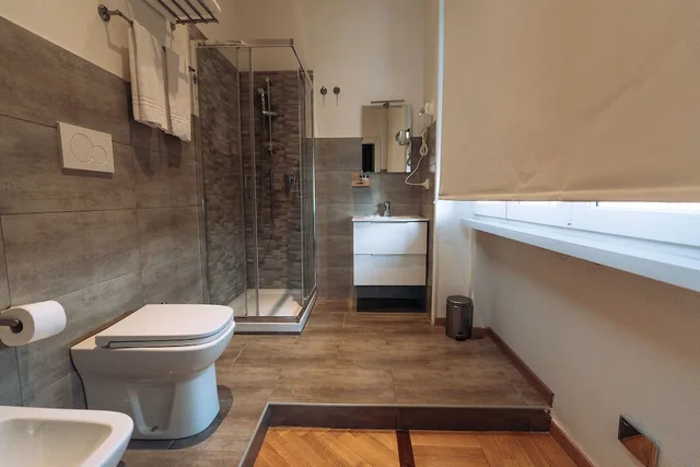 غرفة سوبيريور بسرير كوين بشرفة، Mi Hotel Home 4/4
