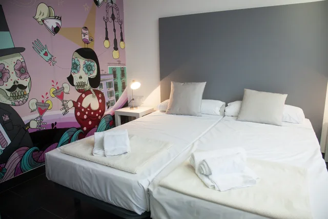 Private, Twin Beds, Hostel St Christophers Inn Barcelona 2/2