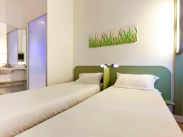 غرفة قياسية بسريرين منفصلين، Ibis Budget Porto Gaia 2/7