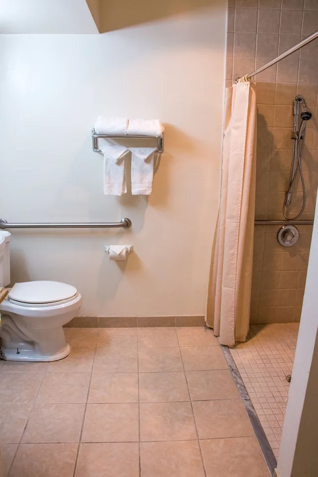 غرفة بسريرين كوين لذوي الإعاقة، Days Inn by Wyndham Indio 7/8
