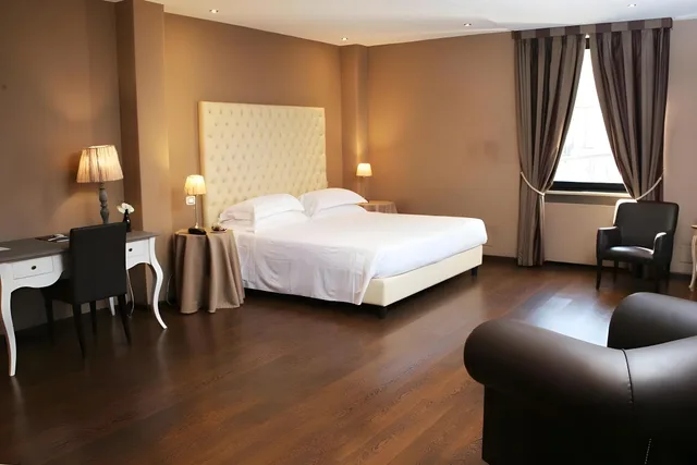 غرفة قياسية، Th Roma Carpegna Palace 1/1