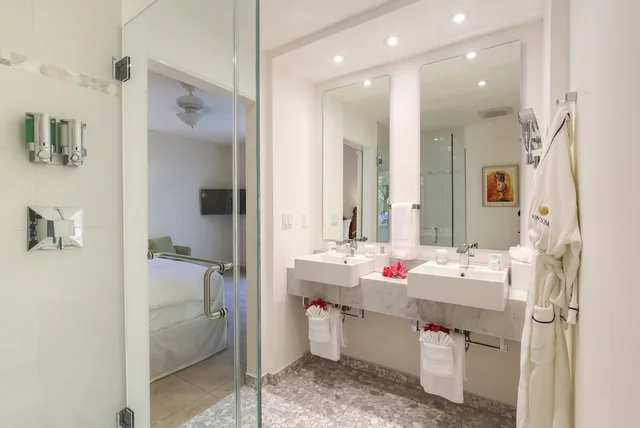 2 Bedrooms, Lanai, Bungalow, Twin Beds, King Bed, Sofa، Reef Residences 3/3