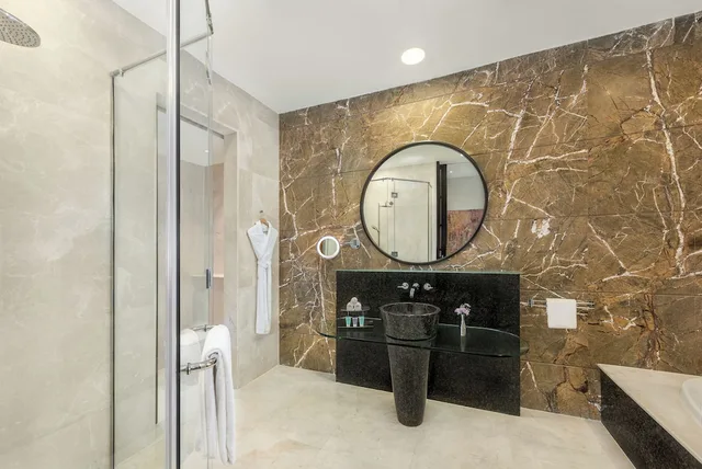 Grand, Twin Beds, Gulf View، Al Raha Beach Resort & Spa 2/2