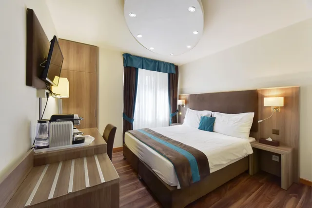 غرفة كلاسيكية بسريرين منفصلين، Hotel Rousseau Geneva 2/3
