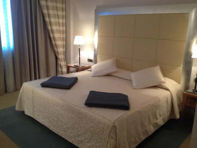 Classic, Twin Beds, Papillo 4/8
