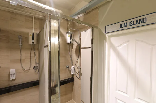 Female Dorm, 8 Beds, Pop-In Hostel Aonang 2/4