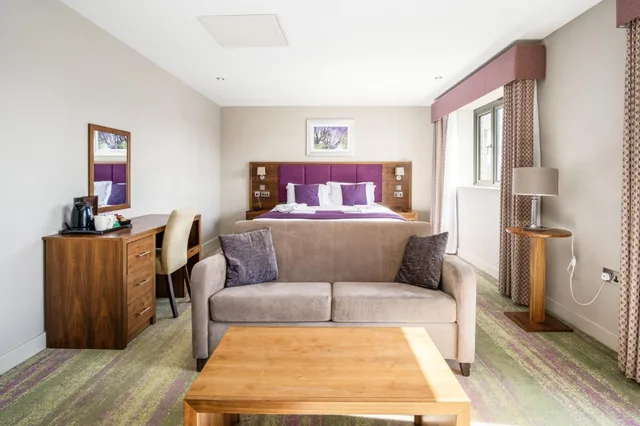 Grand, Double Bed, Golf Course View، Cotswolds Hotel & Spa 5/9