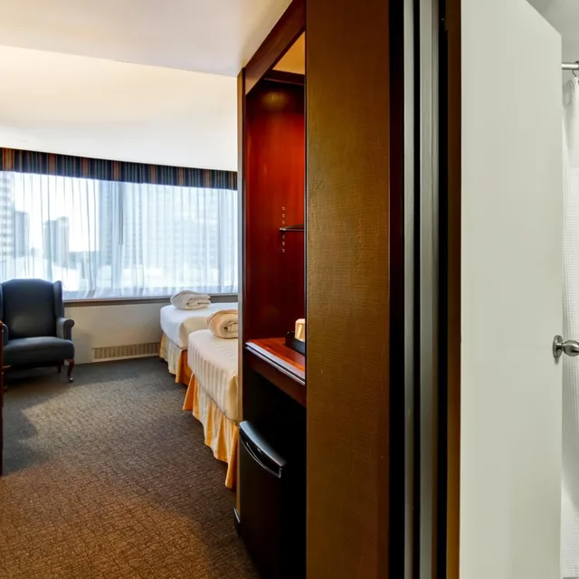 غرفة بسريرين مزدوجين، Chateau Lacombe Formerly Crowne Plaza Chateau Lacombe 2/10