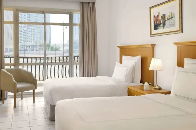 جناح ديلوكس، Swissotel Al Murooj Dubai 6/10