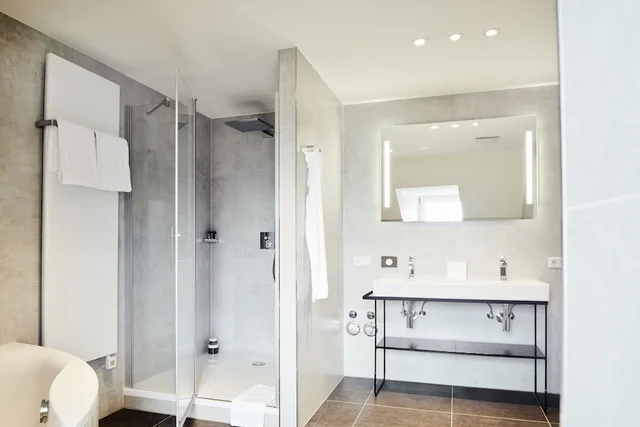جناح استوديو سوبيريور بسرير كينج مع أريكة، Design & Kunsthotel Munchen 4/4