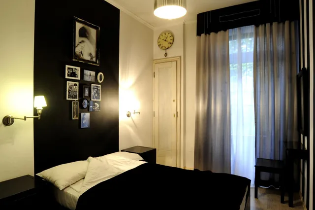 غرفة بسرير مزدوج بحمام مشترك، Hostel Deco 3/4