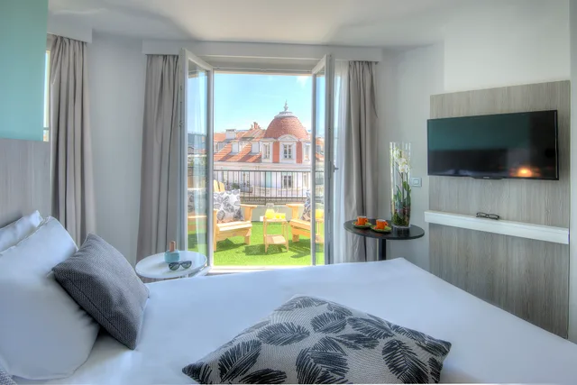 غرفة بسرير مزدوج بشرفة، Ibis Styles Nice Centre Gare 1/7
