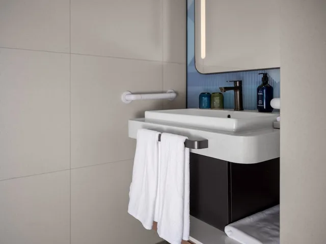 Holiday Inn Express Shanghai Jing An Xikang Road by IHG, Shanghai 50/50