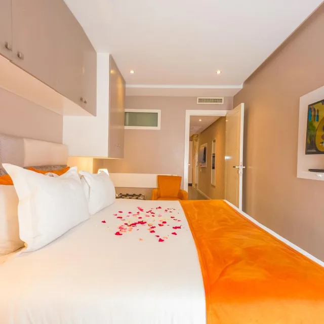 جناح جونيور، Rent Inn Suites Hotel 1/8