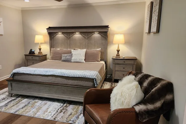 Premium, King Bed, Forrest Hills Mountain Resort 5/6