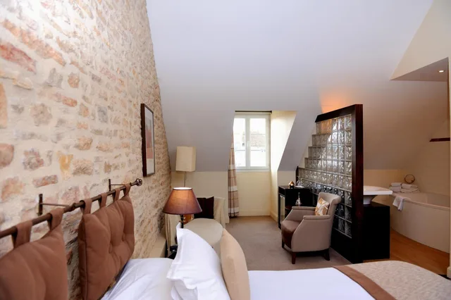 غرفة سوبيريور بسرير مزدوج، Hotel The Originals de la Paix Beaune 9/10