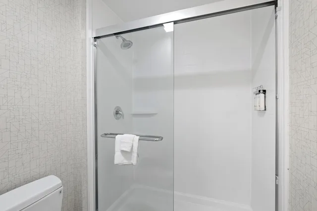 غرفة بسرير كينج مع أريكة لذوي الإعاقة، Holiday Inn Express And Suites Locust Grove 7/8
