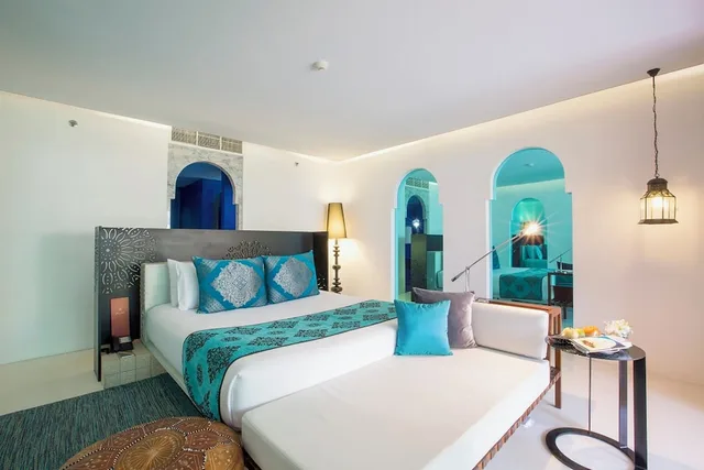 Pool, Suite، Marrakesh Hua Hin Resort And Spa 5/8
