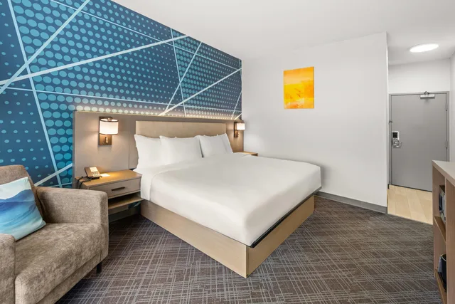 غرفة بسرير كوين، Comfort Inn & Suites Olathe - Kansas City 1/3