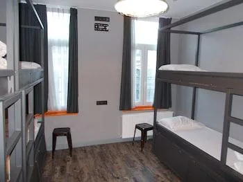 Private, Mixed Dorm, 5 People، Urban City Centre Hostel 2/2