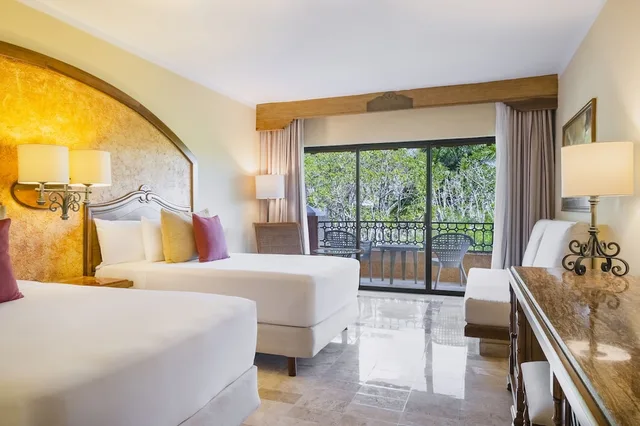 Premium, King Bed, Tropical View، Iberostar Waves Paraiso Beach 1/3