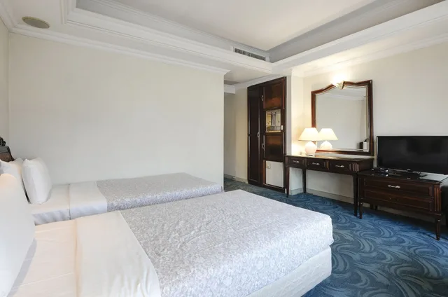 غرفة قياسية بسريرين منفصلين، Forbes Hotel 1/5