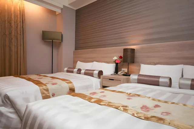 غرفة ديلوكس، Unique Holiday Hotel 2/2