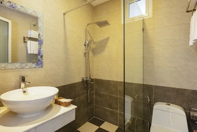 غرفة سوبيريور بسريرين منفصلين بإطلالة على المدينة، Quang Vinh Hotel 8/10