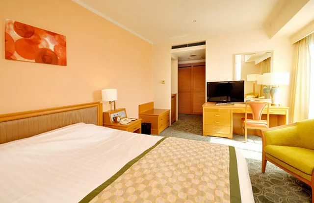 Deluxe, Double Bed, Corner, Jr Hotel Clement Tokushima 1/2