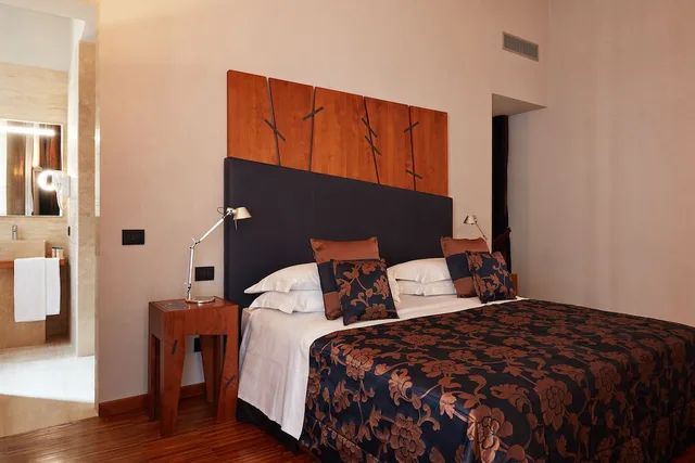 غرفة سوبيريور مزدوجة، The Code Hotel 2/4
