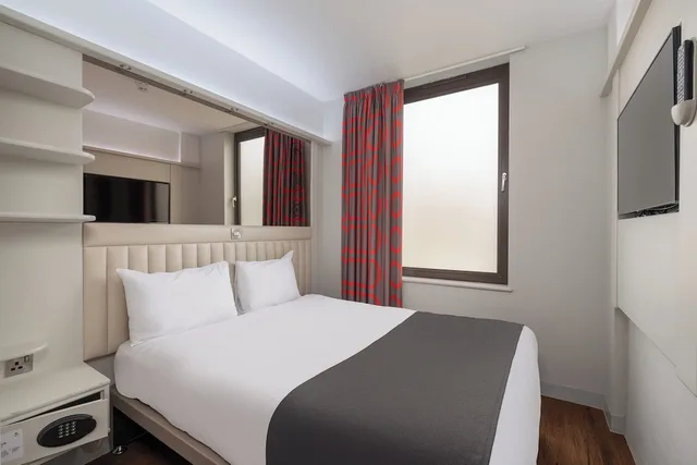غرفة كلاسيكية بسرير مزدوج، Point A Hotel Glasgow 1/10