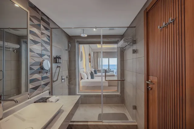 Swim Up, Junior Suite, Double Bed، SUNRISE Remal Beach Resort 1/1